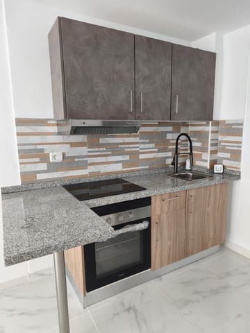 Studio à louer à Puerto de la Cruz avec piscine - 800 € (Ref: 9932820)