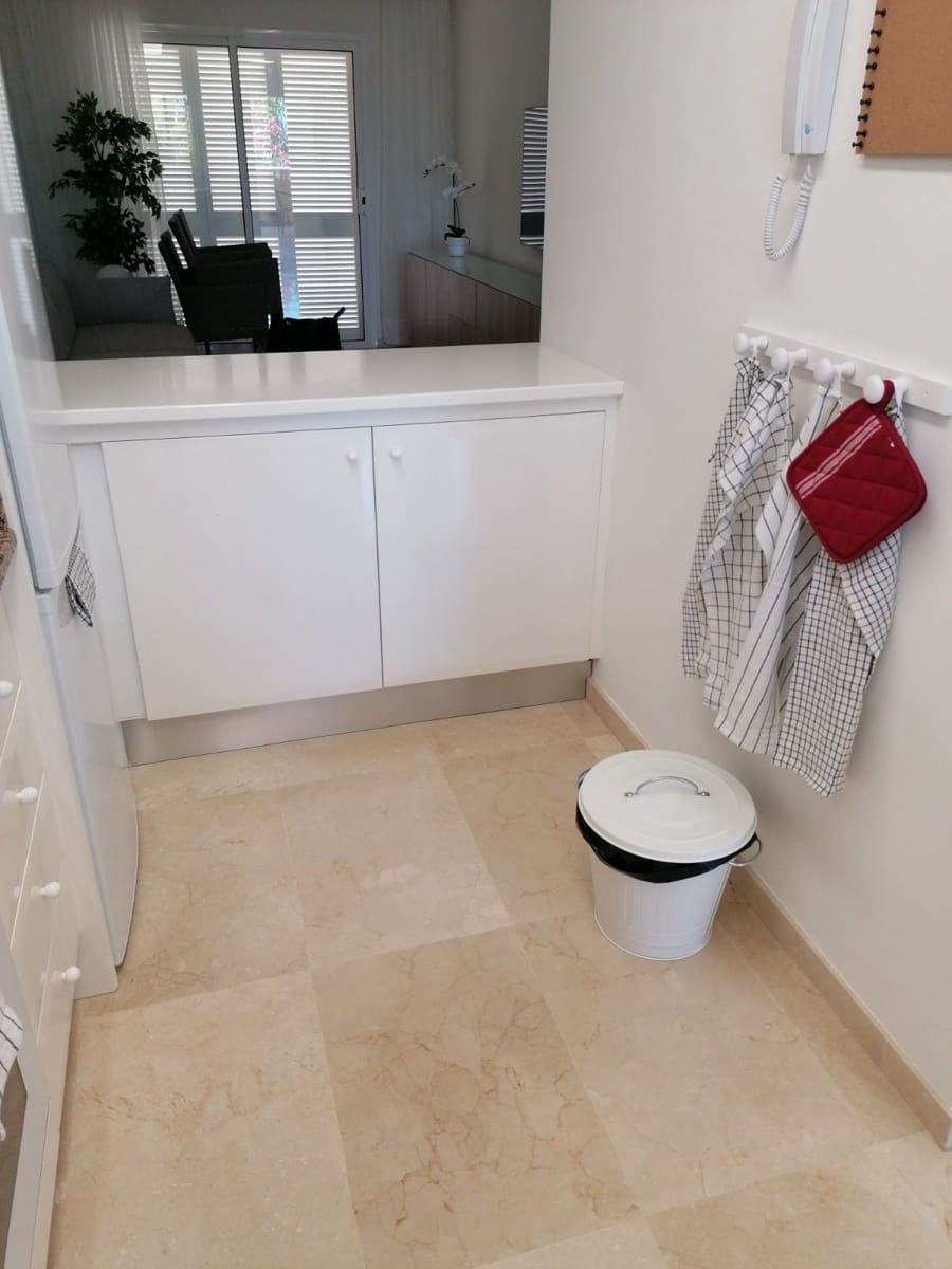 1 soverom Leilighet til leie i Puerto de la Cruz med svømmebasseng garasje - € 1 225 (Ref: 9976775)