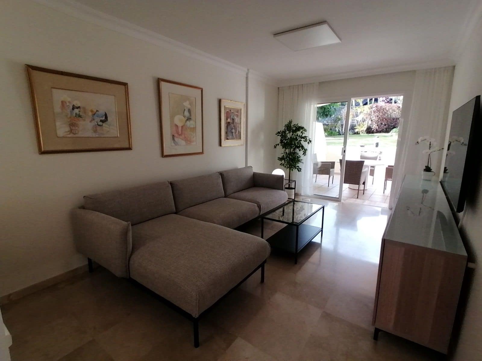 1 soverom Leilighet til leie i Puerto de la Cruz med svømmebasseng garasje - € 1 225 (Ref: 9976775)