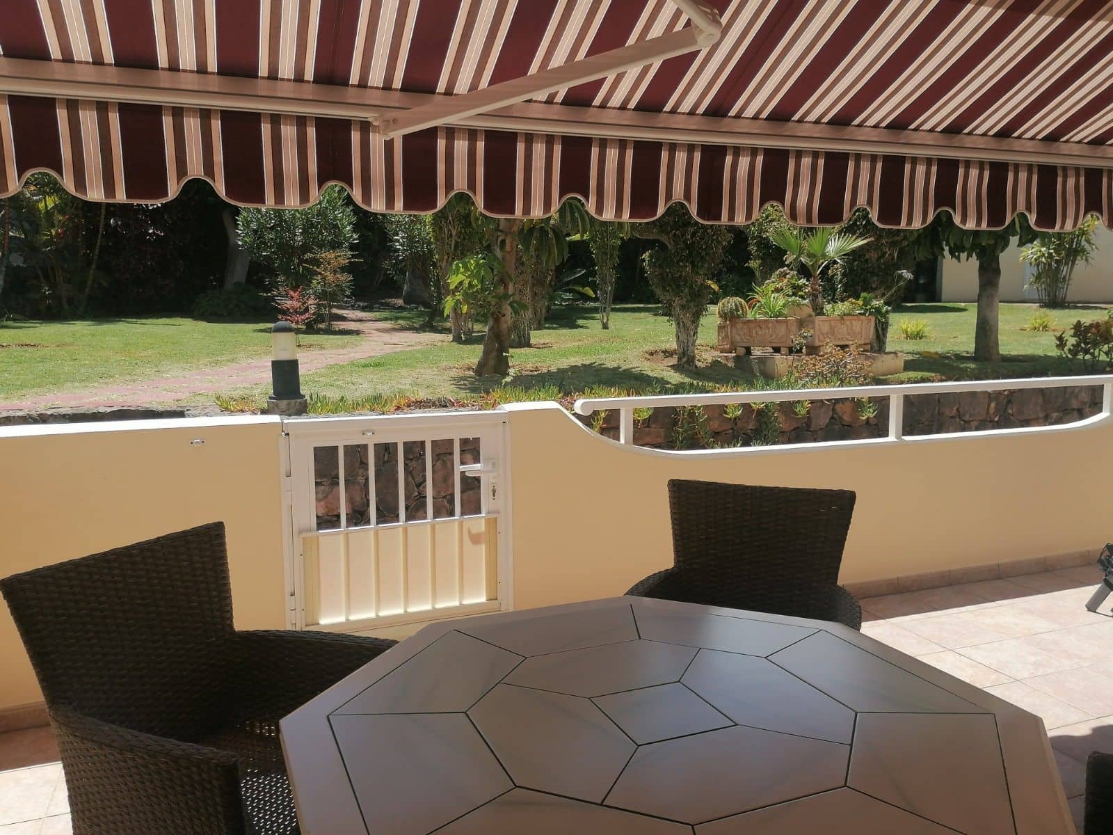 1 soverom Leilighet til leie i Puerto de la Cruz med svømmebasseng garasje - € 1 225 (Ref: 9976775)