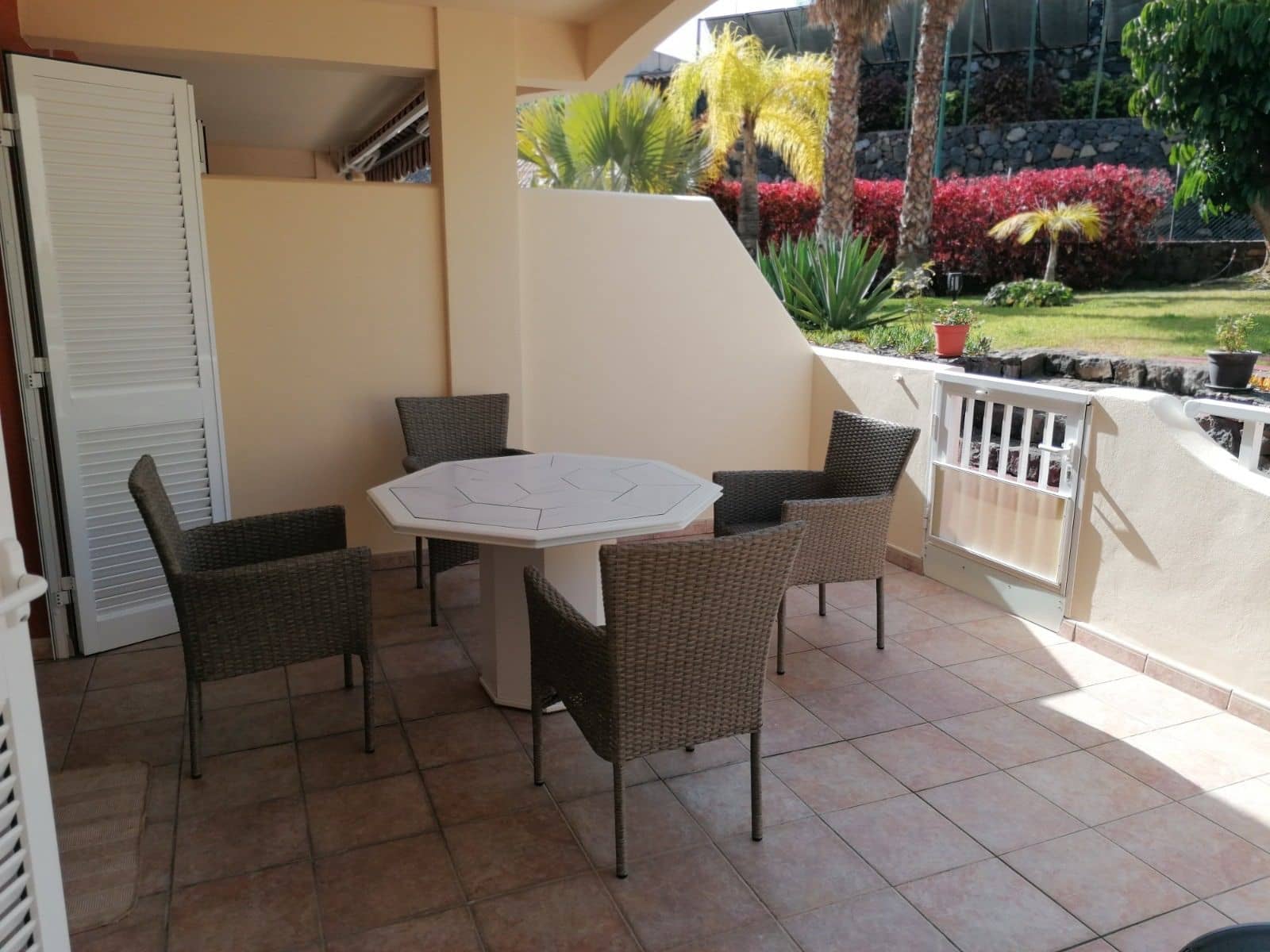 1 soverom Leilighet til leie i Puerto de la Cruz med svømmebasseng garasje - € 1 225 (Ref: 9976775)