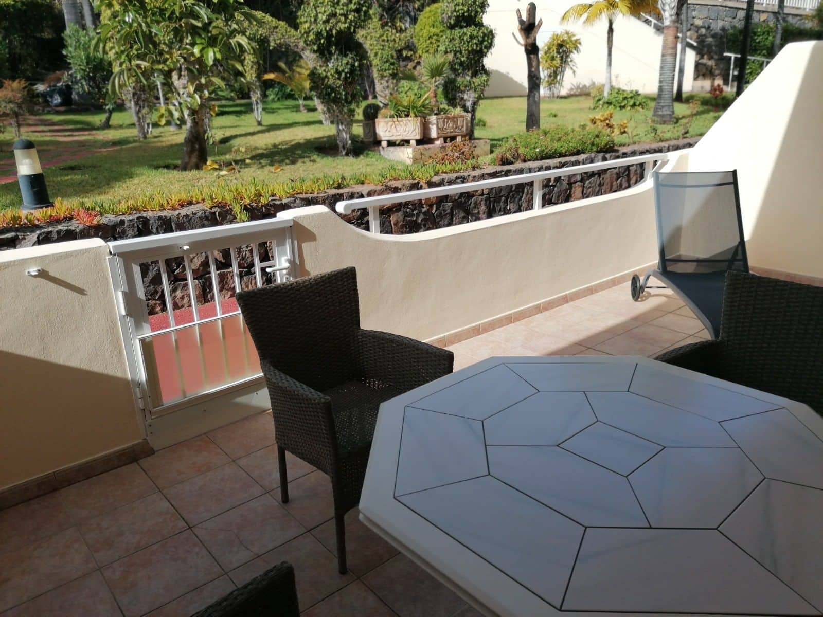 1 soverom Leilighet til leie i Puerto de la Cruz med svømmebasseng garasje - € 1 225 (Ref: 9976775)