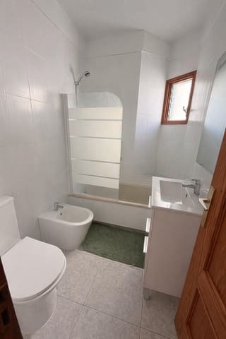 2 sovrum Lägenhet till salu i Los Realejos - 215 000 € (Ref: 9979431)