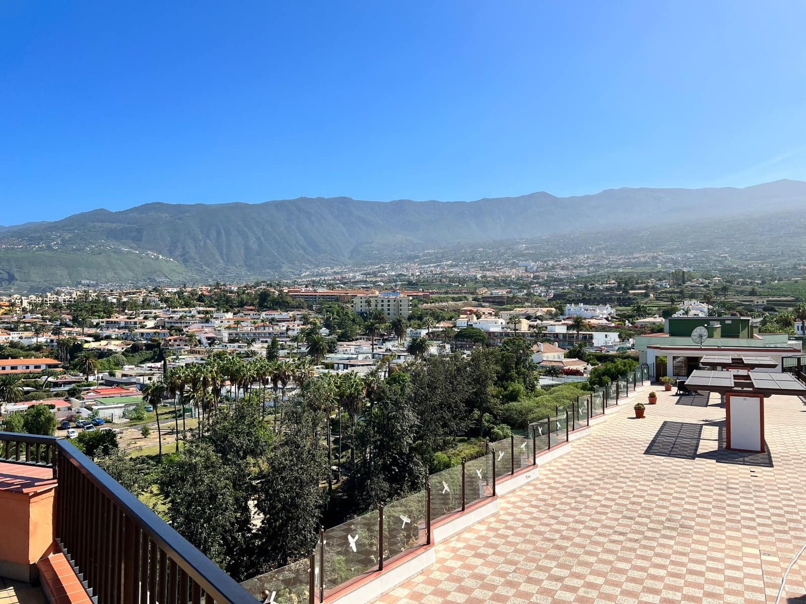 1 soveværelse Lejlighed til leje i Puerto de la Cruz med swimmingpool - € 850 (Ref: 9994757)