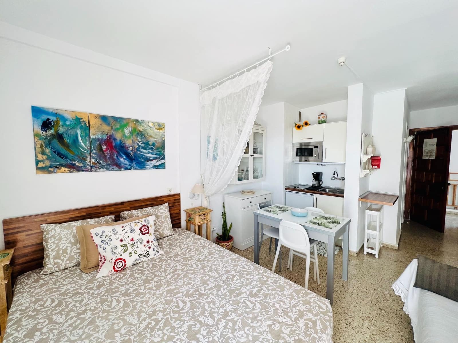 Estudio en Puerto de la Cruz en alquiler con piscina - 850 € (Ref: 9995443)