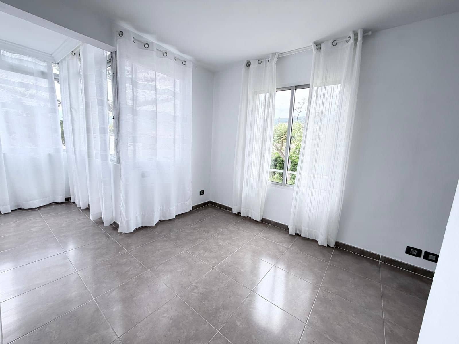 Studio til leie i Puerto de la Cruz - € 650 (Ref: 9999530)