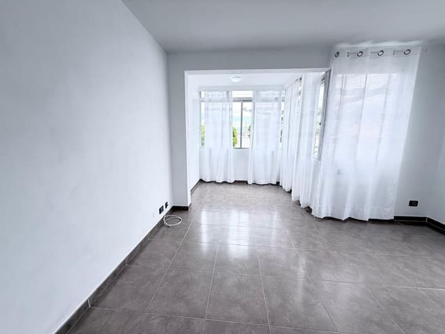 Studio att hyra i Puerto de la Cruz - 650 € (Ref: 9999530)