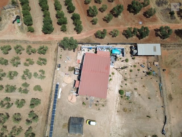4 quarto Quinta/Casa Rural para venda em Beas - 185 000 € (Ref: 10074777)