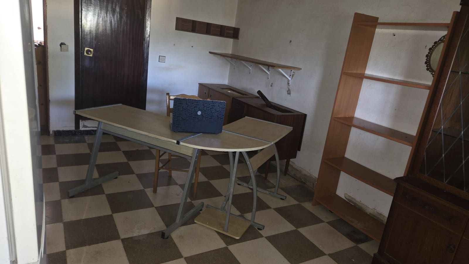 3 soveværelse Finca/Landehus til salg i Bollullos Par del Condado med swimmingpool garage - € 120.000 (Ref: 8941597)