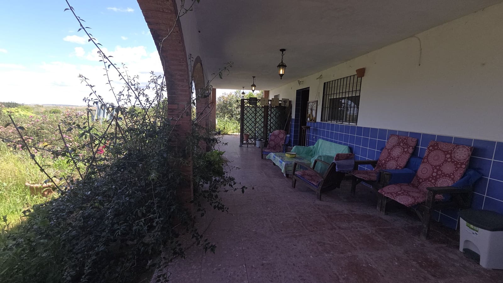 3 soveværelse Finca/Landehus til salg i Bollullos Par del Condado med swimmingpool garage - € 120.000 (Ref: 8941597)