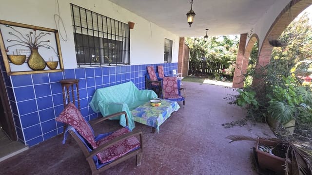 3 slaapkamer Finca/Landhuis te koop in Bollullos Par del Condado met zwembad garage - € 120.000 (Ref: 8941597)