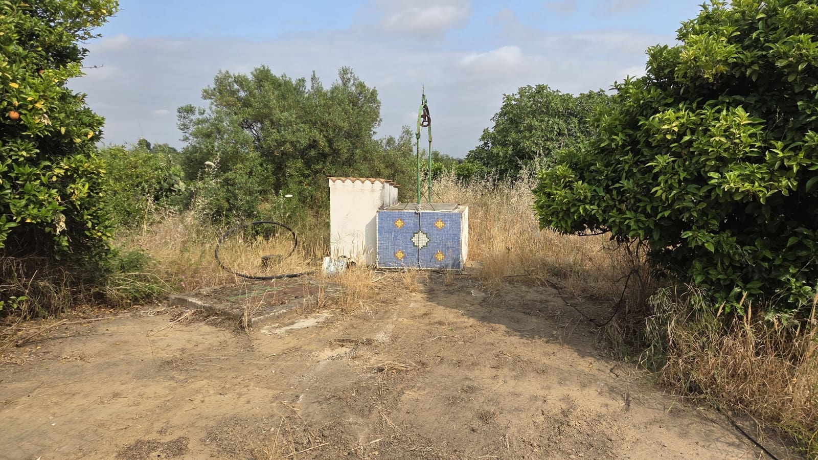 3 soveværelse Finca/Landehus til salg i Bollullos Par del Condado med swimmingpool garage - € 120.000 (Ref: 8941597)