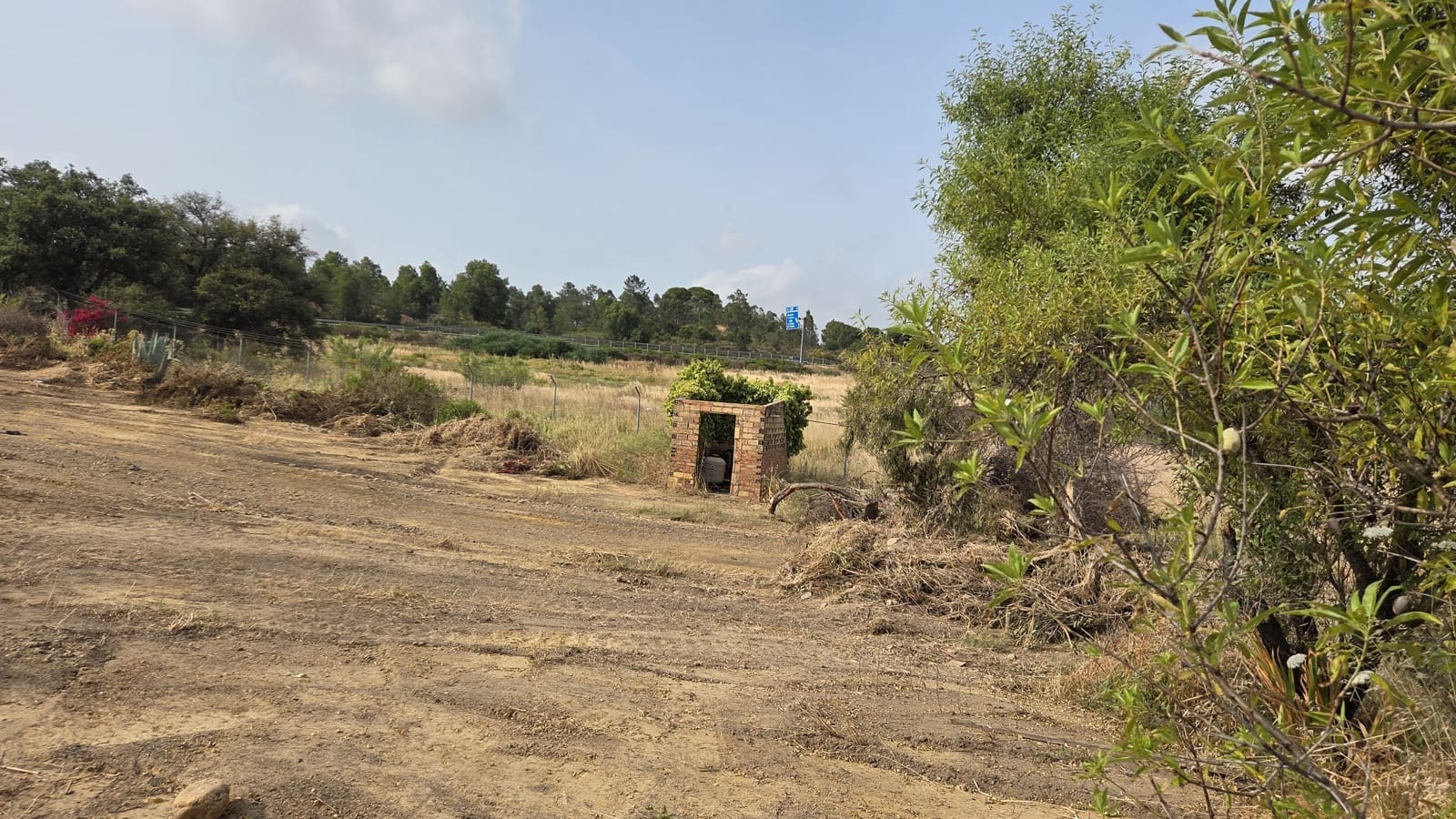 3 soveværelse Finca/Landehus til salg i Bollullos Par del Condado med swimmingpool garage - € 120.000 (Ref: 8941597)