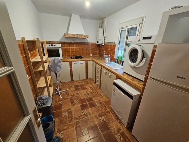 2 sypialnia Finka/Dom wiejski na sprzedaż w La Palma del Condado z basenem - 130 000 € (Ref: 8947268)