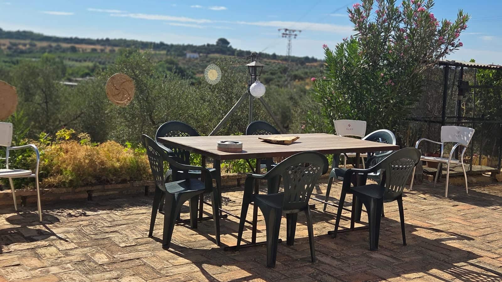 4 bedroom Finca/Country House for sale in Bollullos Par del Condado with pool garage - € 215,000 (Ref: 9129991)