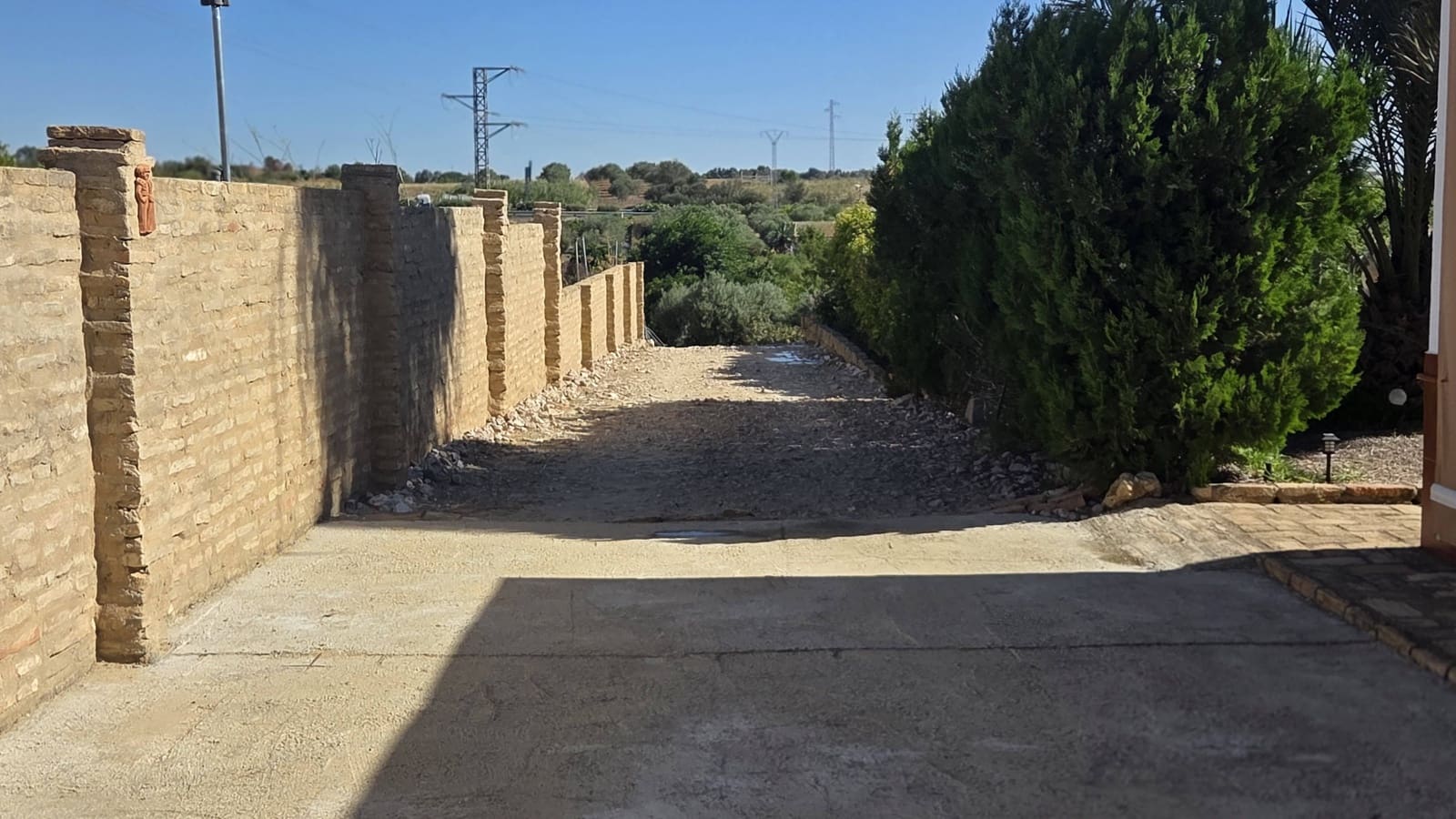 4 bedroom Finca/Country House for sale in Bollullos Par del Condado with pool garage - € 215,000 (Ref: 9129991)