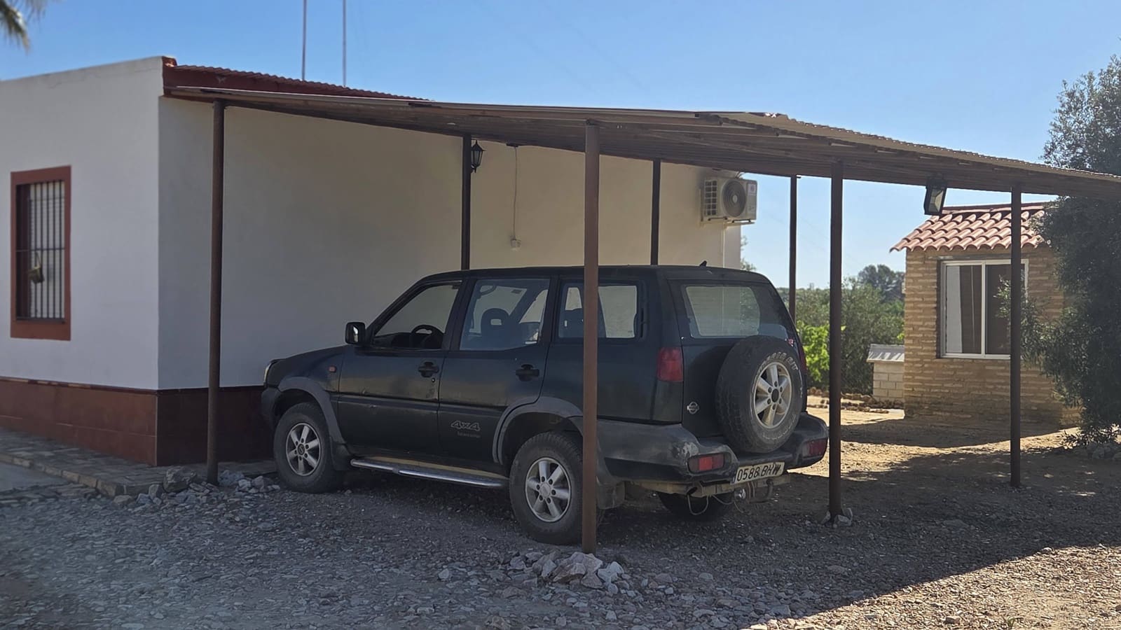 4 bedroom Finca/Country House for sale in Bollullos Par del Condado with pool garage - € 215,000 (Ref: 9129991)