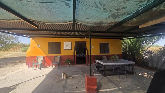2 bedroom Finca/Country House for sale in Almonte - € 106,000 (Ref: 9325727)