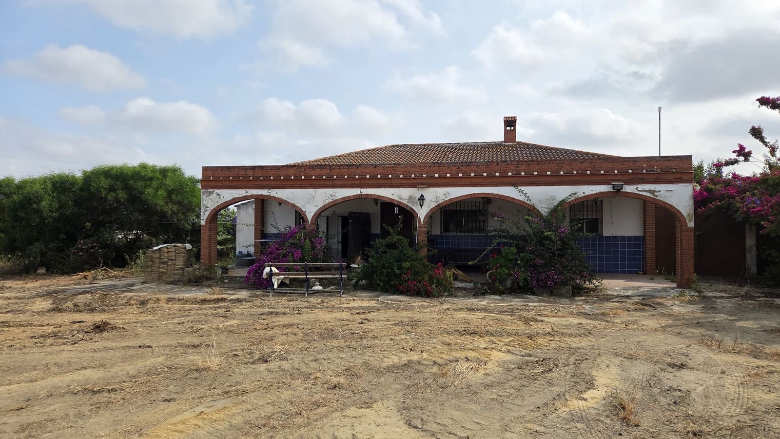 3 slaapkamer Finca/Landhuis te koop in Bollullos Par del Condado - € 120.000 (Ref: 9628057)