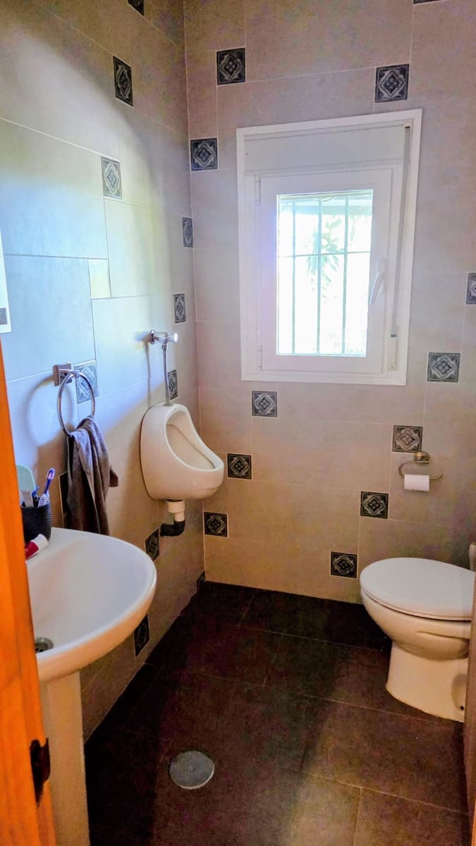 2 sovrum Finca/Hus på landet till salu i La Palma del Condado med pool - 198 000 € (Ref: 9728443)