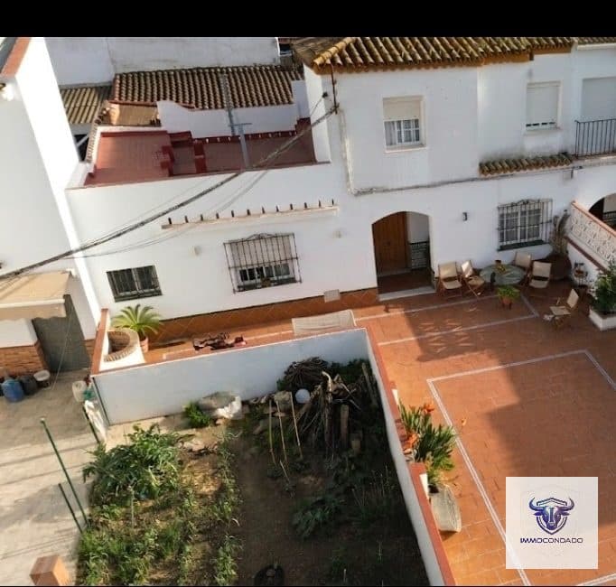 3 quarto Casa em Banda para venda em La Palma del Condado - 185 000 € (Ref: 9805833)