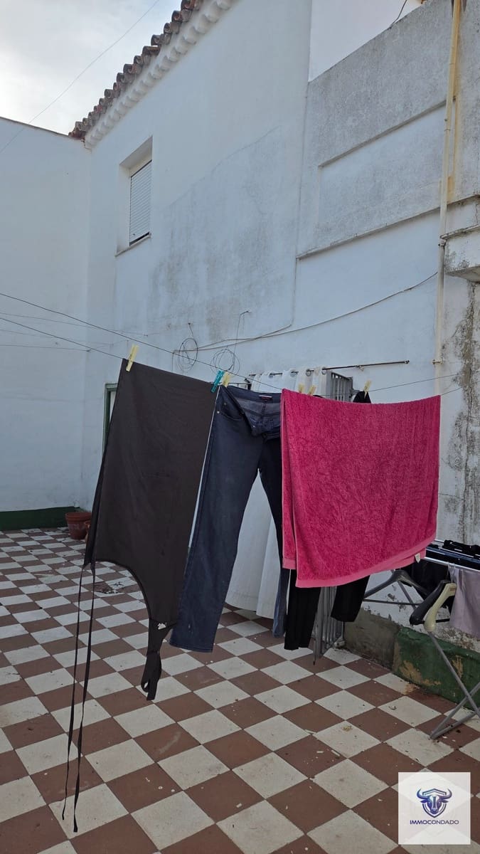 3 quarto Casa em Banda para venda em La Palma del Condado - 185 000 € (Ref: 9805833)