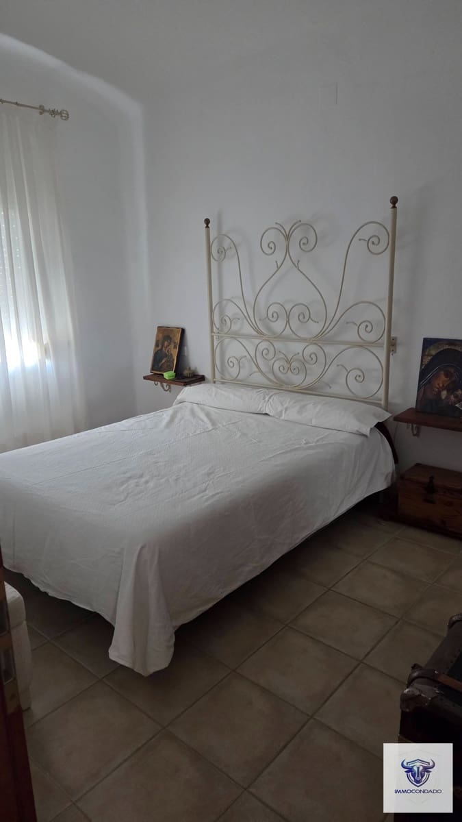 3 quarto Casa em Banda para venda em La Palma del Condado - 185 000 € (Ref: 9805833)