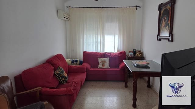 3 quarto Casa em Banda para venda em La Palma del Condado - 185 000 € (Ref: 9805833)