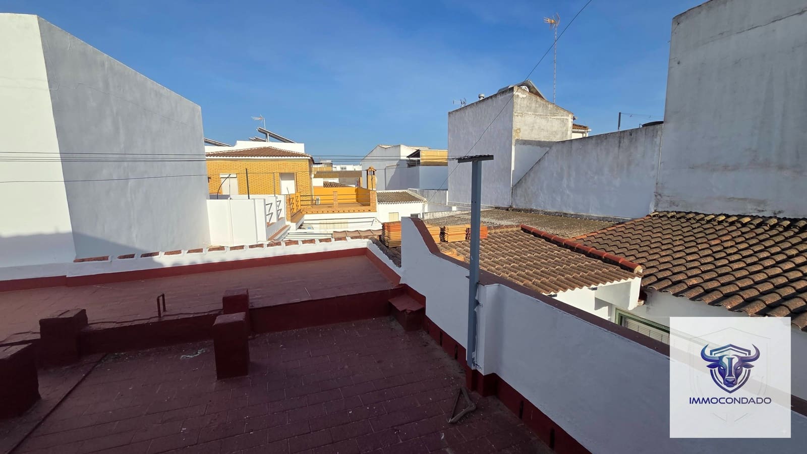 3 quarto Casa em Banda para venda em La Palma del Condado - 185 000 € (Ref: 9805833)