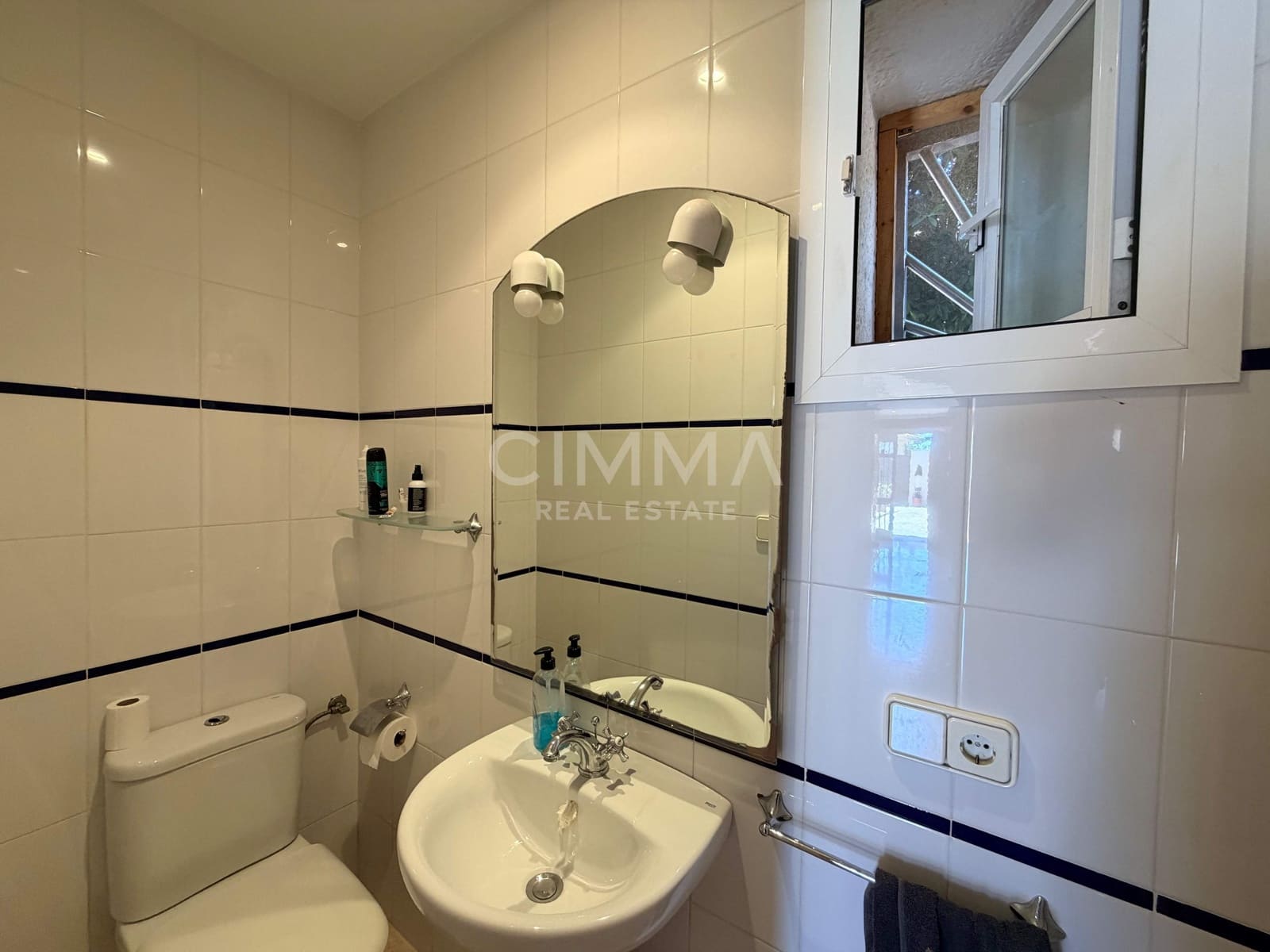 4 bedroom Villa for sale in Benidorm - € 625,000 (Ref: 10013461)