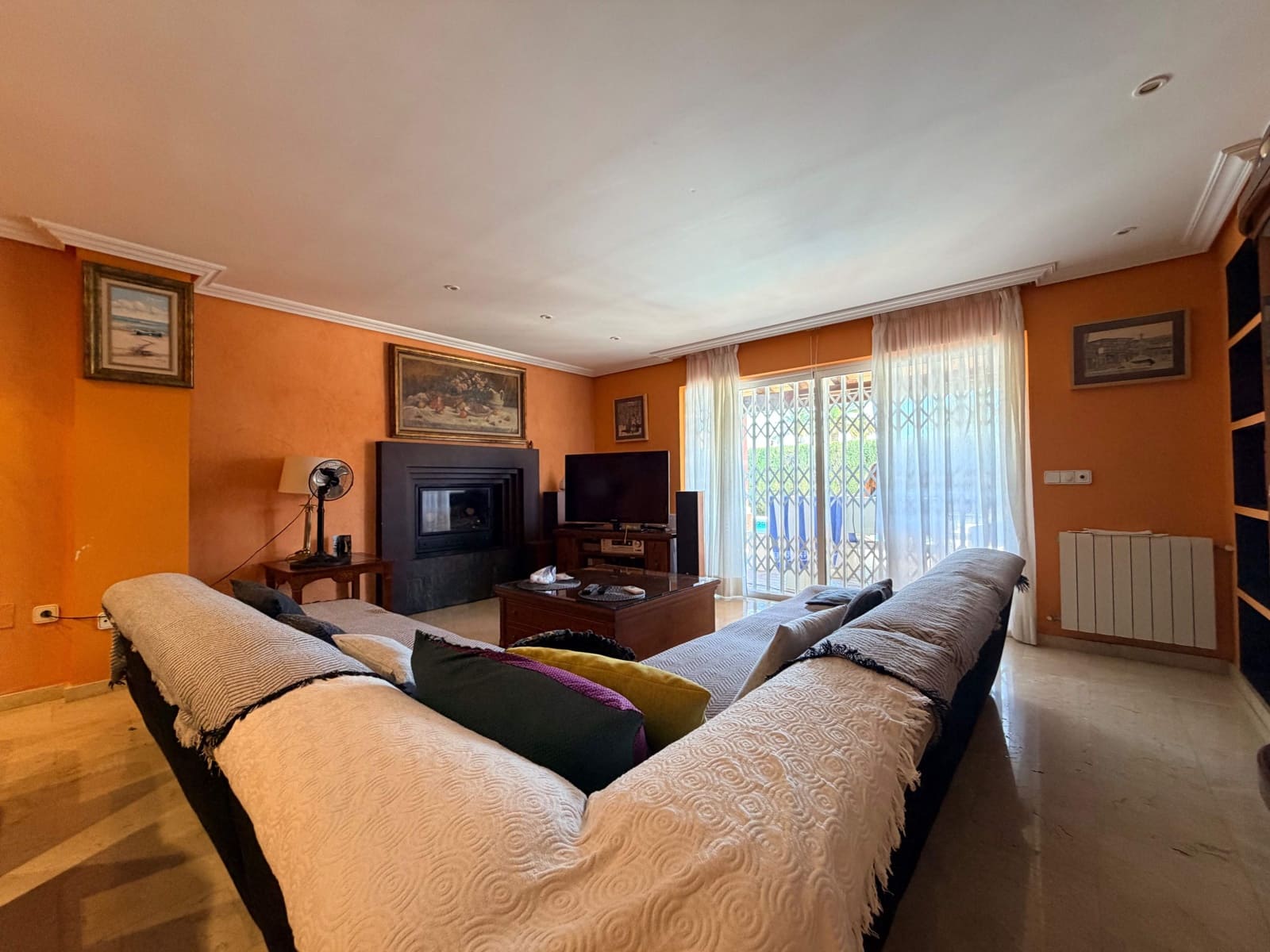 4 bedroom Villa for sale in Benidorm - € 625,000 (Ref: 10013461)