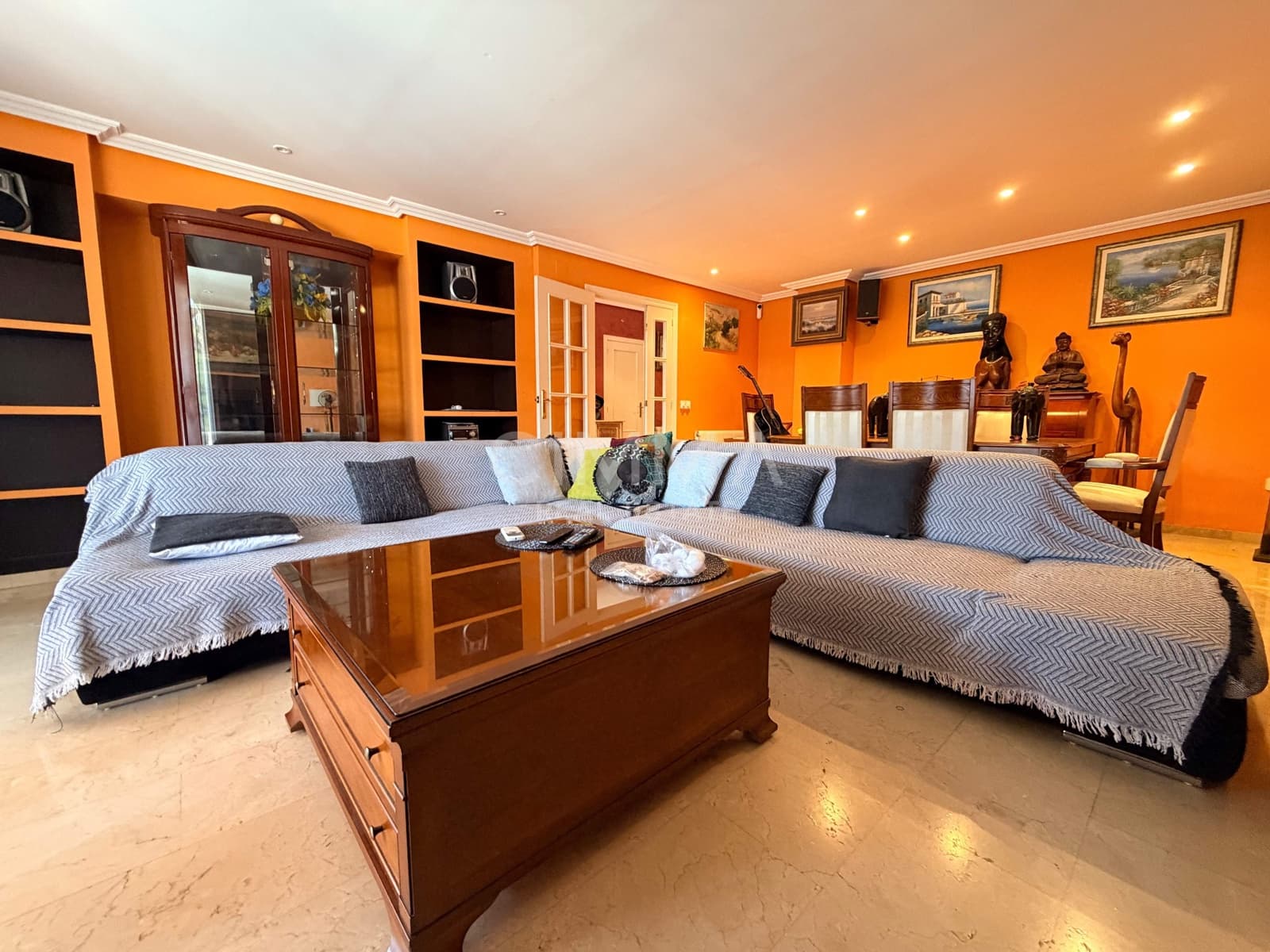 4 bedroom Villa for sale in Benidorm - € 625,000 (Ref: 10013461)