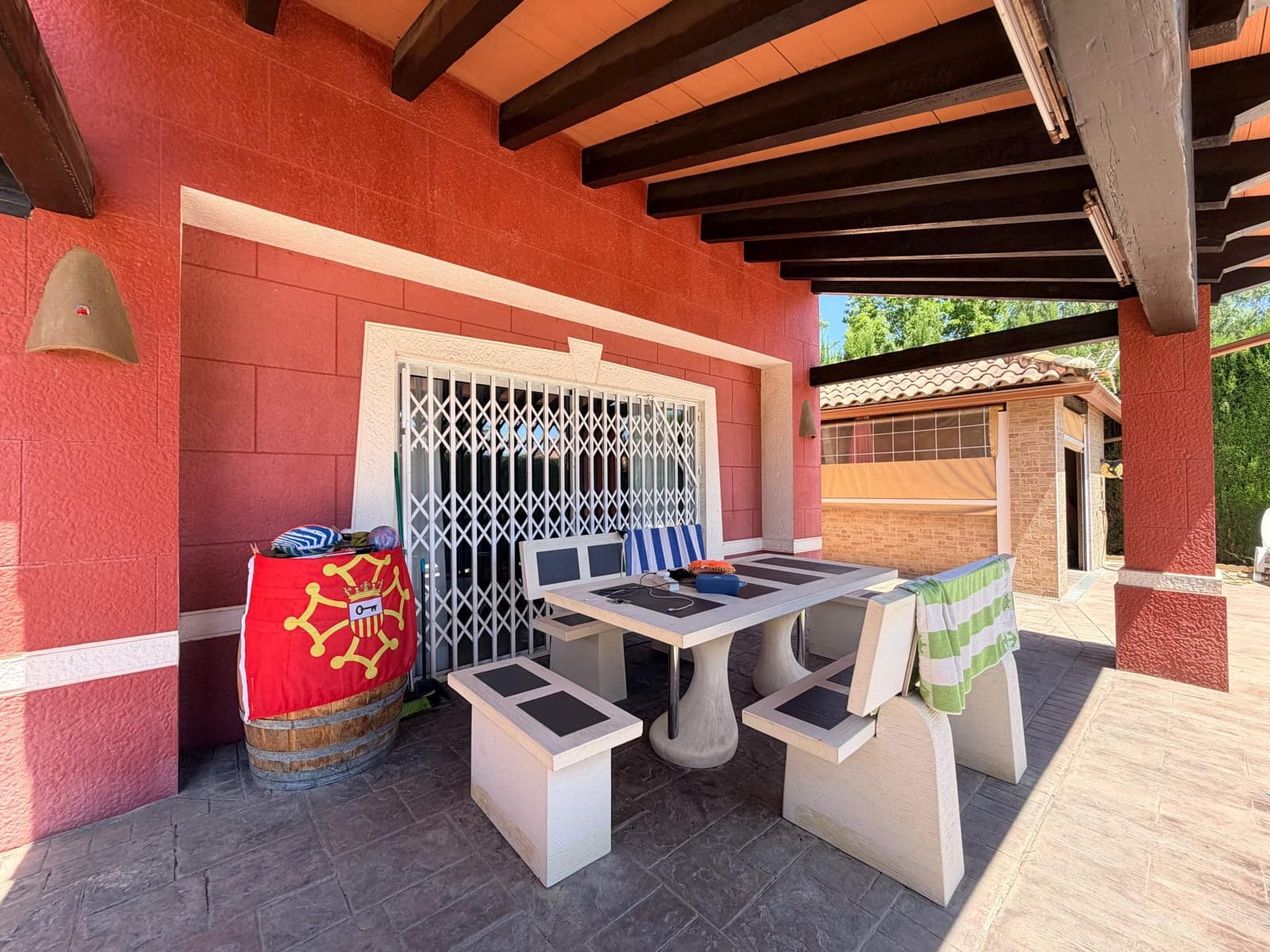 4 bedroom Villa for sale in Benidorm - € 625,000 (Ref: 10013461)