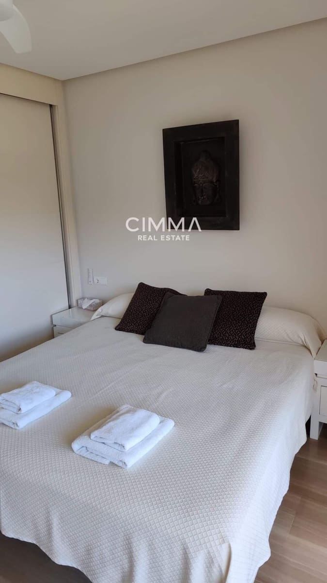 3 makuuhuone Asunto myytävänä paikassa Arenal mukana uima-altaan 
autotalli - 775 000 € (Ref: 10030701)