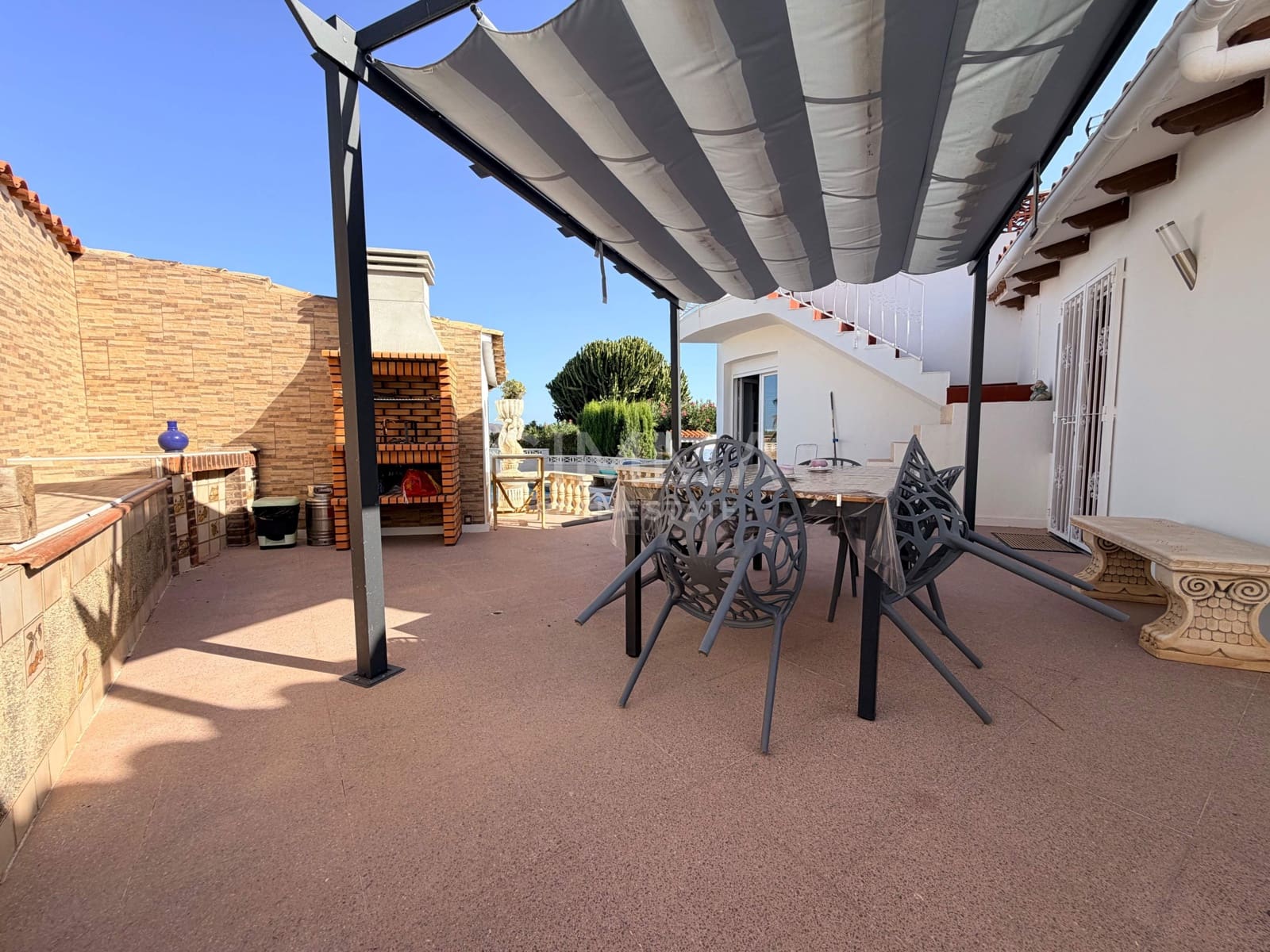 4 soverom Villa til salgs i La Nucia med svømmebasseng - € 560 000 (Ref: 10059348)