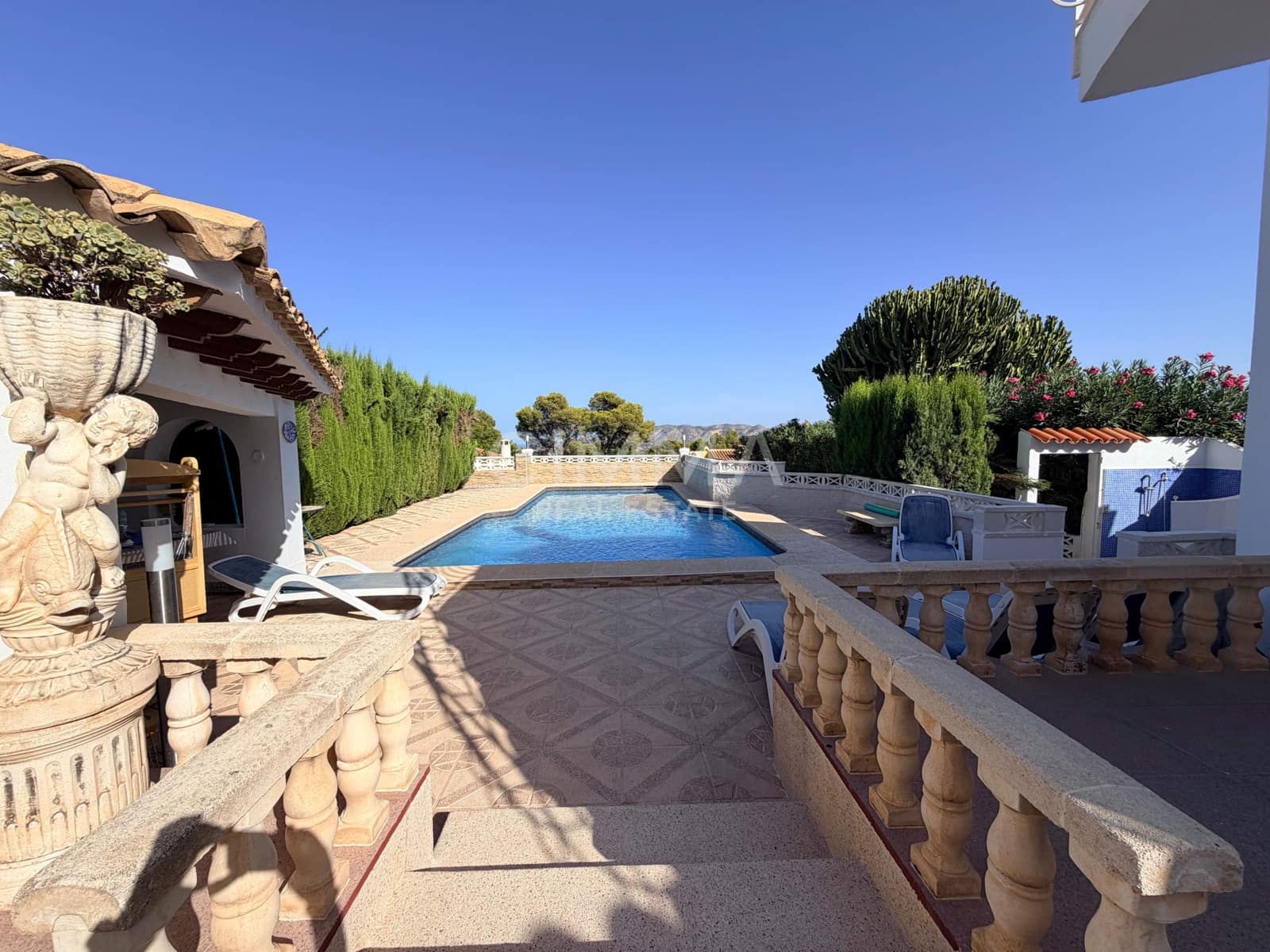 4 soverom Villa til salgs i La Nucia med svømmebasseng - € 560 000 (Ref: 10059348)