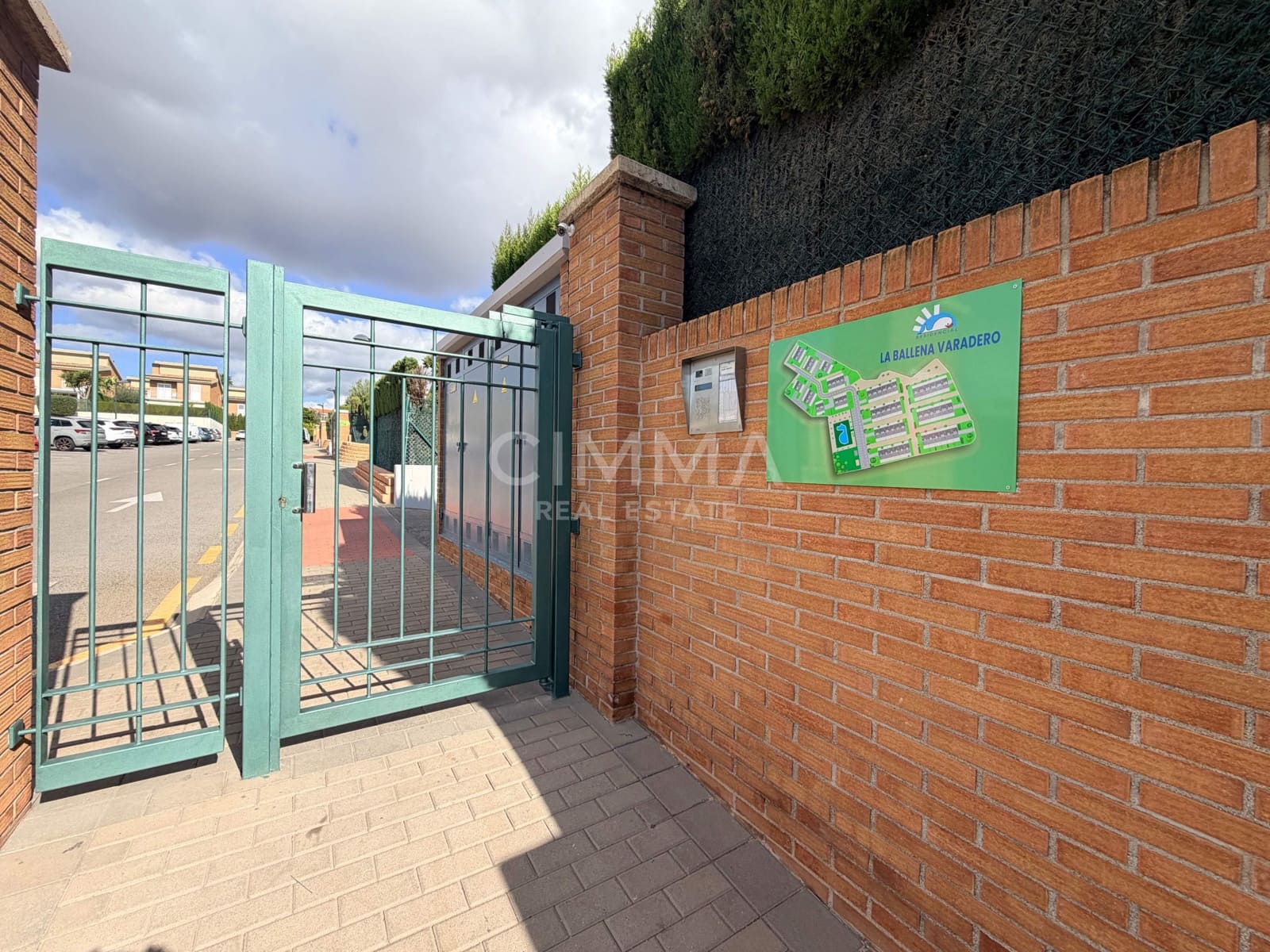 3 sovrum Radhus till salu i La Nucia med pool garage - 475 000 € (Ref: 10185107)