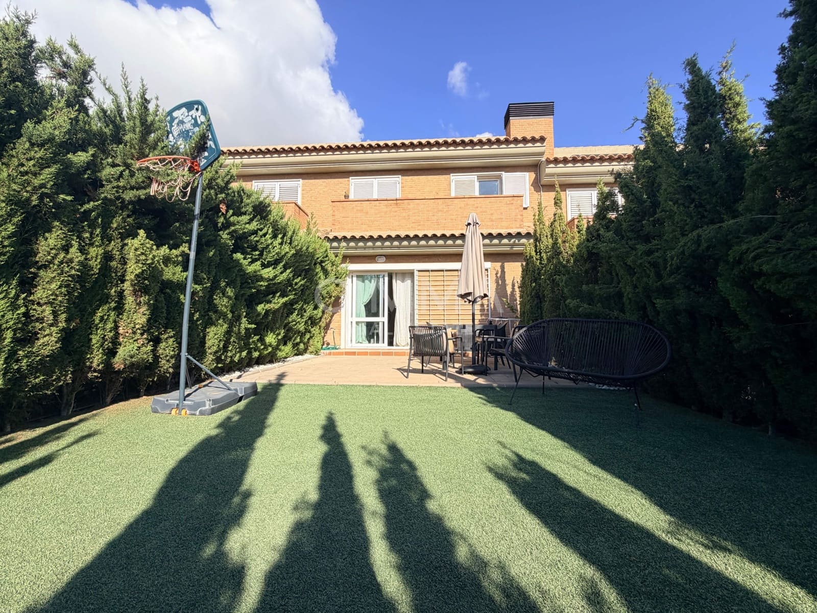 3 sovrum Radhus till salu i La Nucia med pool garage - 475 000 € (Ref: 10185107)