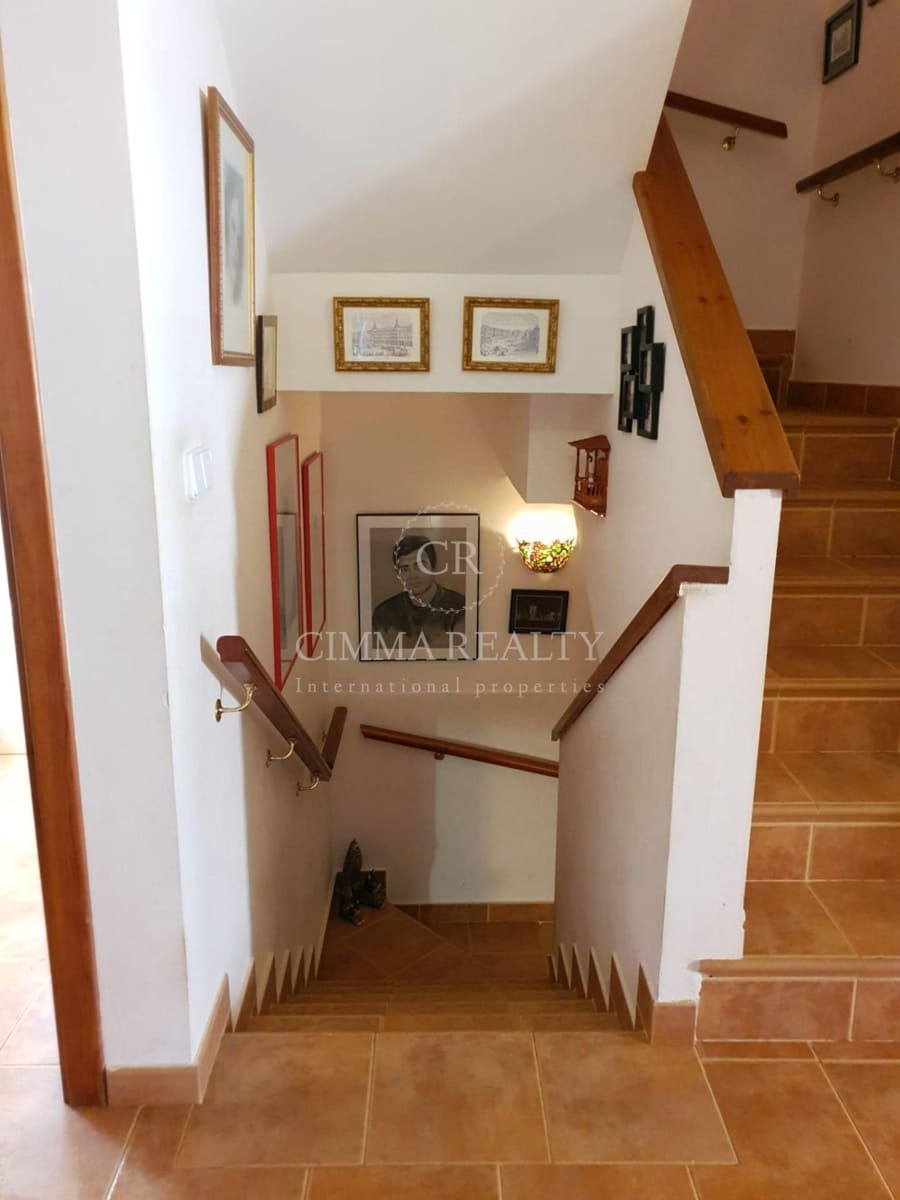 5 makuuhuone Huvila myytävänä paikassa Alfaz del Pi / L'Alfas del Pi mukana uima-altaan - 360 000 € (Ref: 7523380)