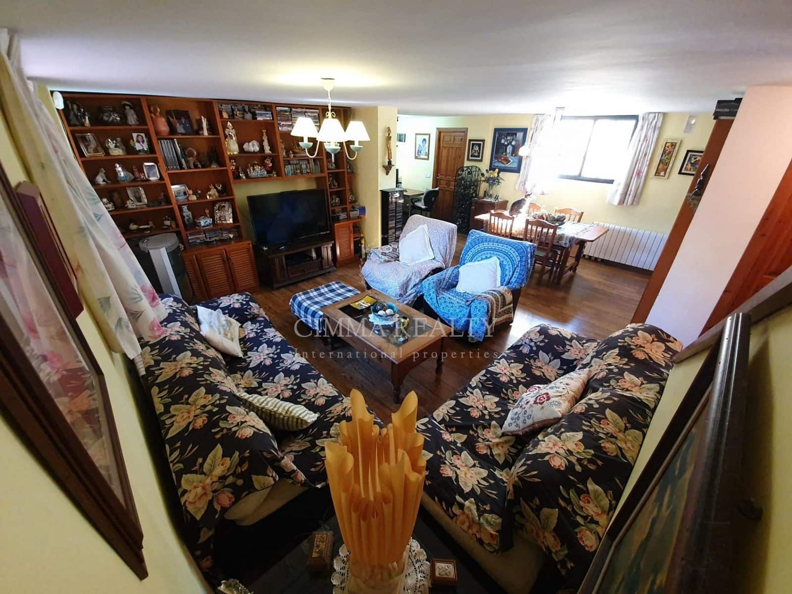 5 makuuhuone Huvila myytävänä paikassa Alfaz del Pi / L'Alfas del Pi mukana uima-altaan - 360 000 € (Ref: 7523380)