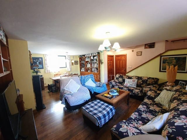 5 makuuhuone Huvila myytävänä paikassa Alfaz del Pi / L'Alfàs del Pi mukana uima-altaan - 360 000 € (Ref: 7523380)