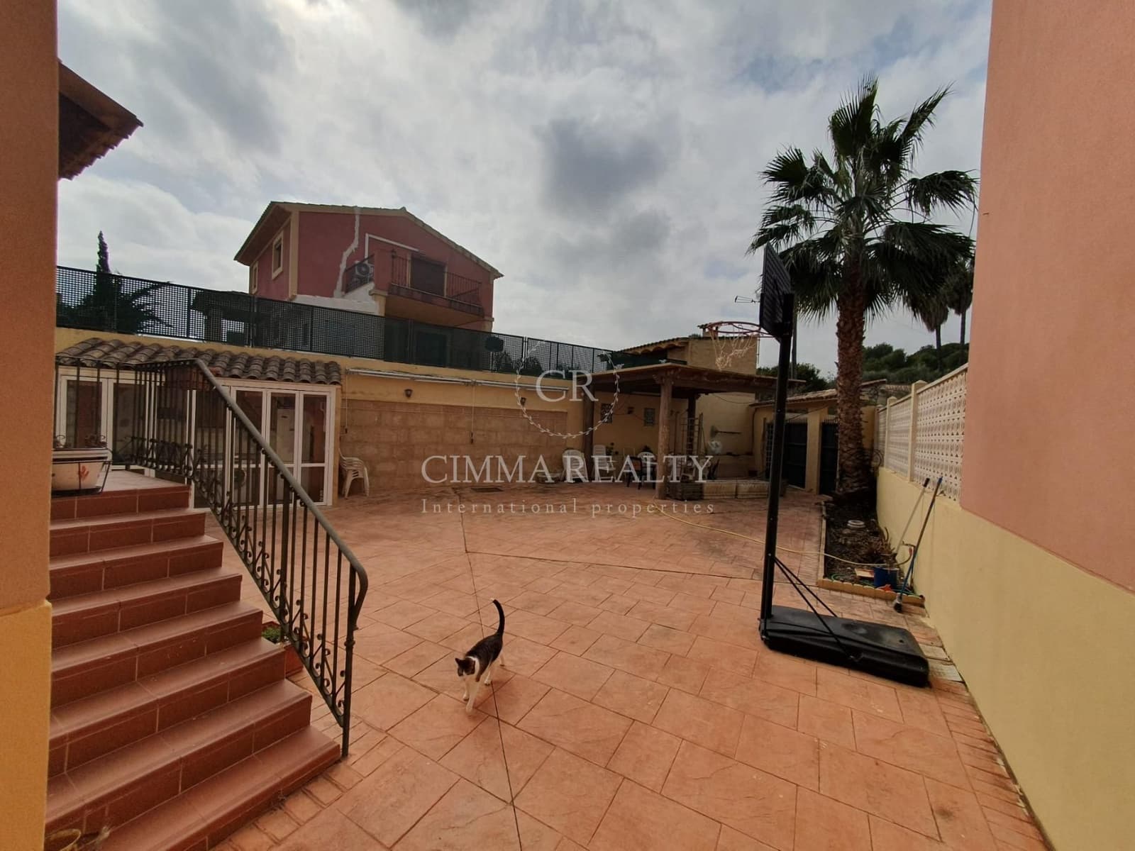 5 makuuhuone Huvila myytävänä paikassa Alfaz del Pi / L'Alfas del Pi mukana uima-altaan - 360 000 € (Ref: 7523380)