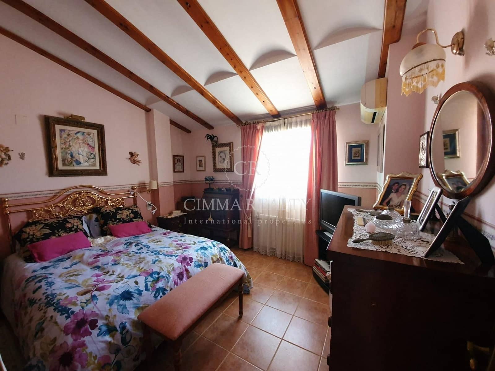 5 makuuhuone Huvila myytävänä paikassa Alfaz del Pi / L'Alfas del Pi mukana uima-altaan - 360 000 € (Ref: 7523380)