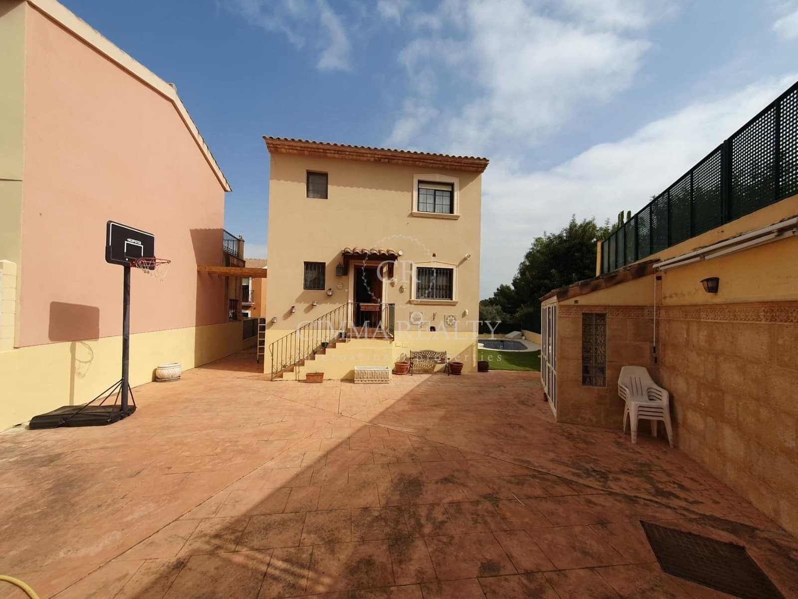 5 makuuhuone Huvila myytävänä paikassa Alfaz del Pi / L'Alfas del Pi mukana uima-altaan - 360 000 € (Ref: 7523380)