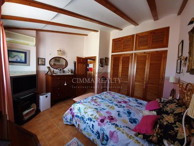 5 makuuhuone Huvila myytävänä paikassa Alfaz del Pi / L'Alfàs del Pi mukana uima-altaan - 360 000 € (Ref: 7523380)