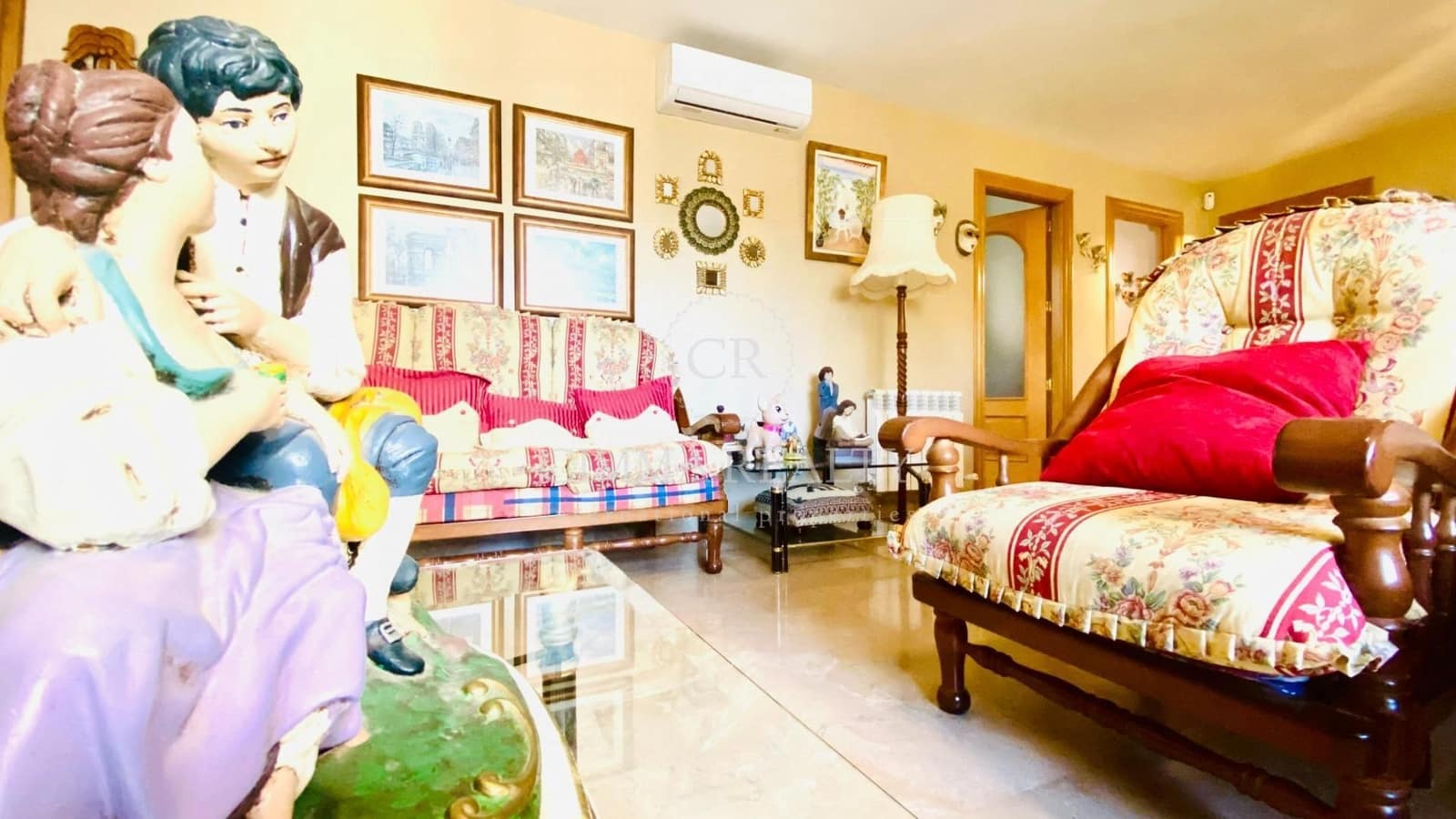 5 makuuhuone Huvila myytävänä paikassa Alfaz del Pi / L'Alfas del Pi mukana uima-altaan 
autotalli - 695 000 € (Ref: 7523382)