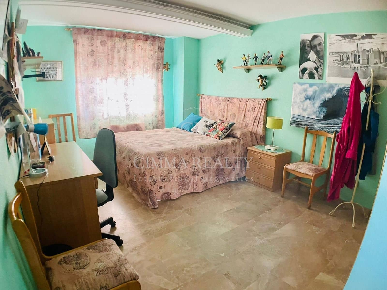 5 makuuhuone Huvila myytävänä paikassa Alfaz del Pi / L'Alfas del Pi mukana uima-altaan 
autotalli - 695 000 € (Ref: 7523382)