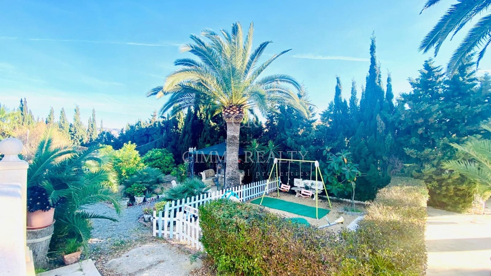 5 makuuhuone Huvila myytävänä paikassa Alfaz del Pi / L'Alfas del Pi mukana uima-altaan 
autotalli - 695 000 € (Ref: 7523382)