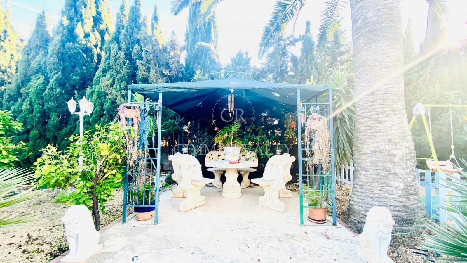 5 makuuhuone Huvila myytävänä paikassa Alfaz del Pi / L'Alfas del Pi mukana uima-altaan 
autotalli - 695 000 € (Ref: 7523382)