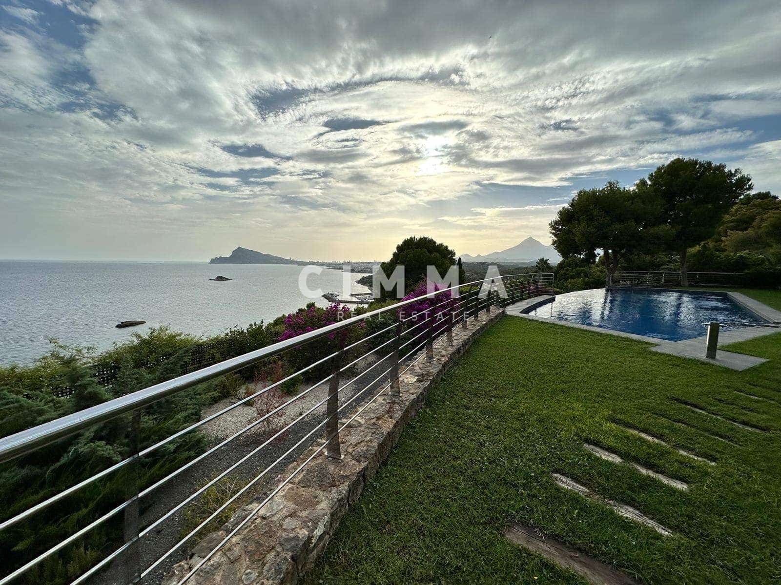 12 bedroom Villa for sale in Altea with pool garage - € 6,300,000 (Ref: 7894529)